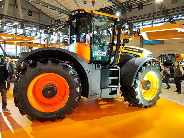 JCB, საშუალო, სიმძლავრის, ტრაქტორი