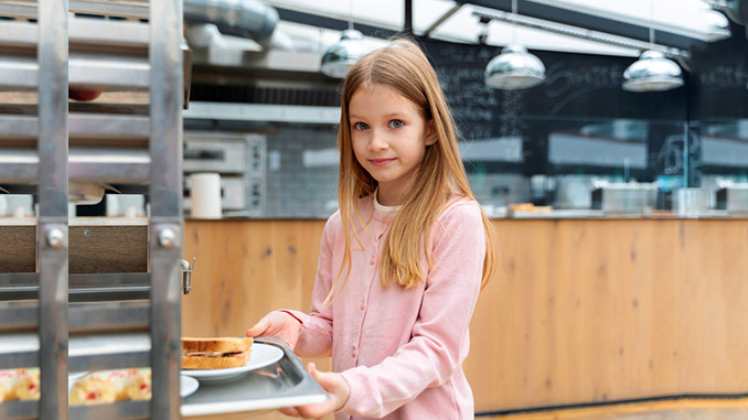 სკოლა, კვება, ფერმერი, ყაზახეთი