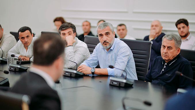 ექსპორტიორი
