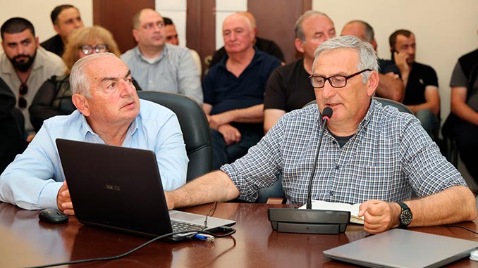 თხილის, უეცარი, ხმობა